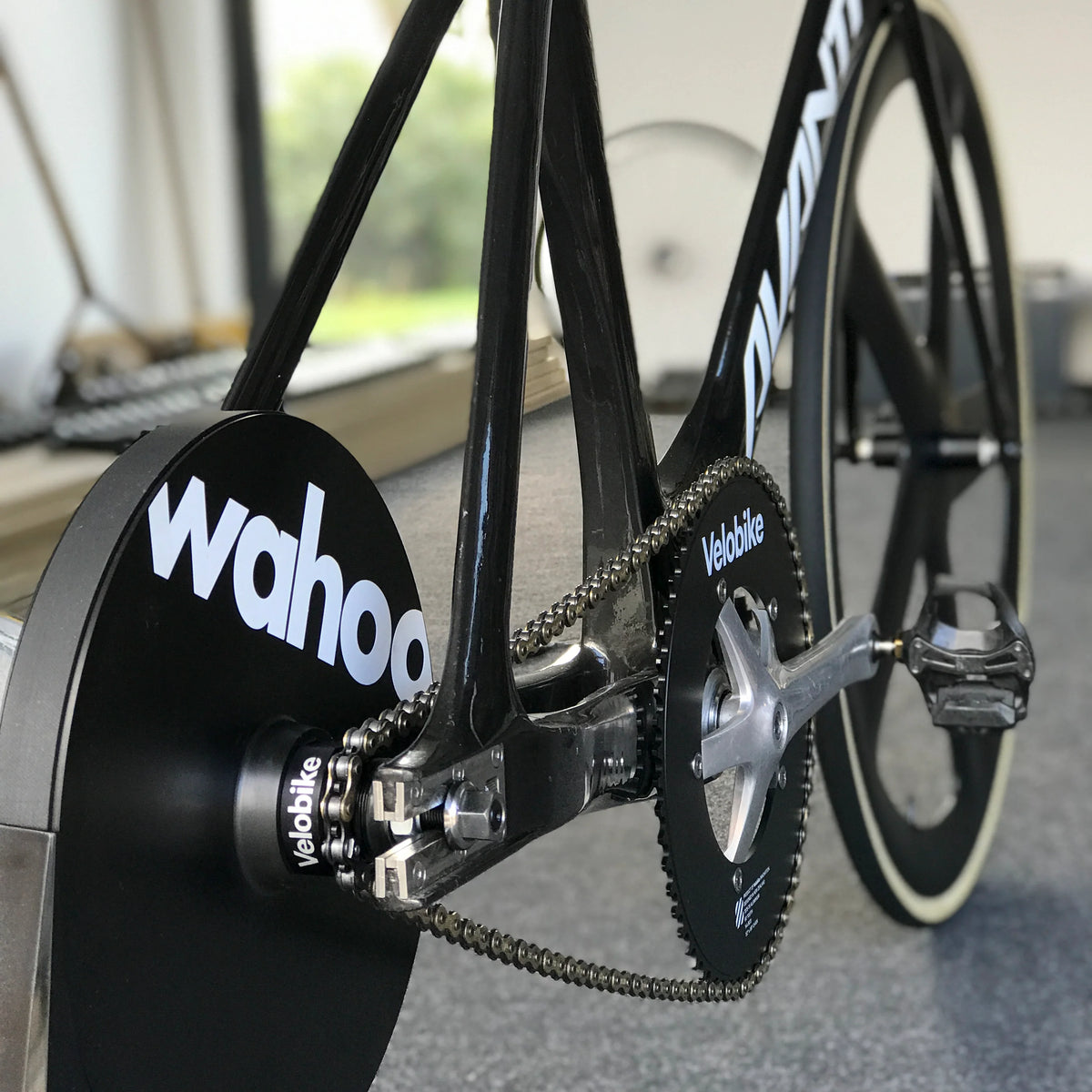 Wahoo KICKR Fixed-Gear Adapter – RUNWELL Wahoo KICKR Fixed-Gear Adapter – RUNWELL