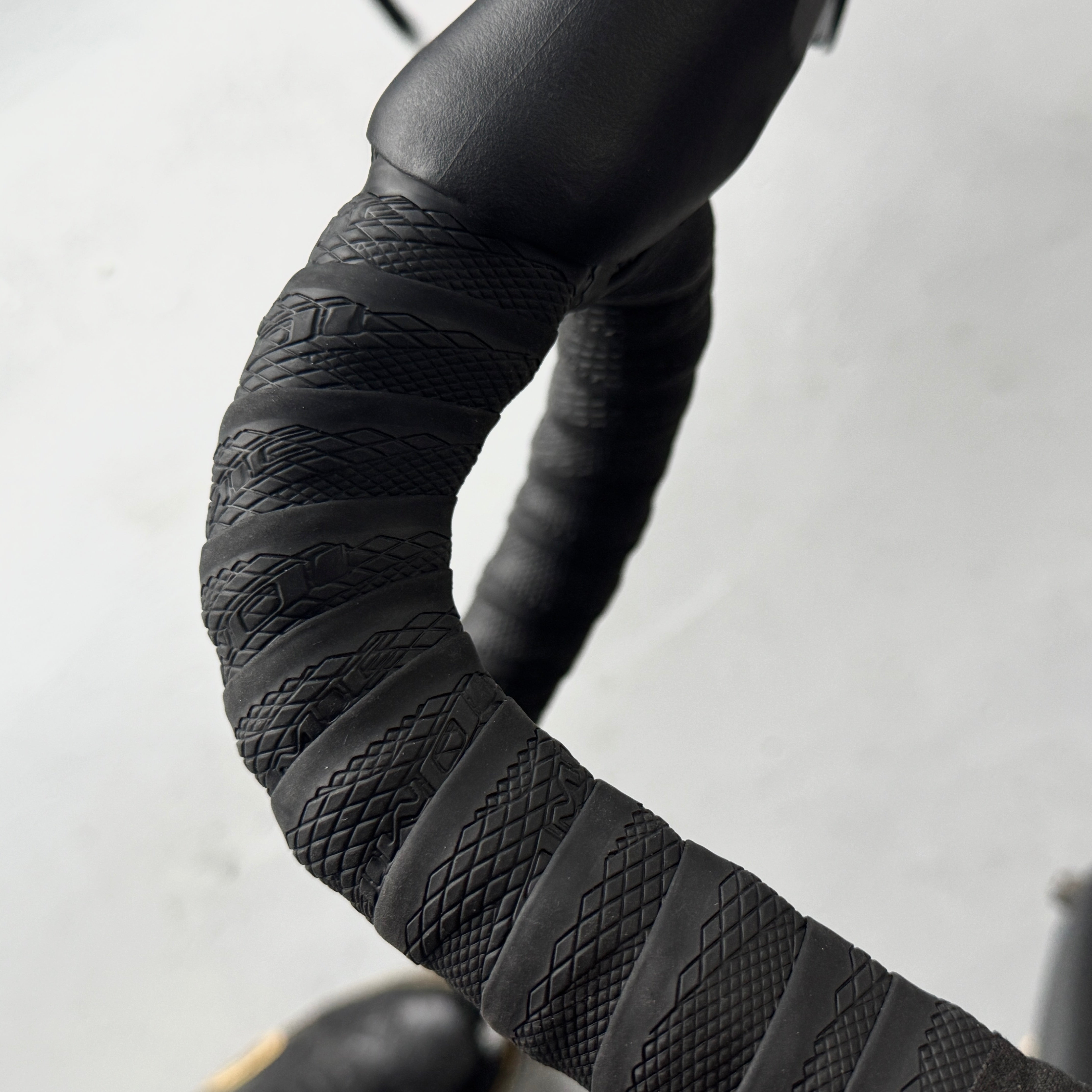 JAPAN-MADES – RUNWELL